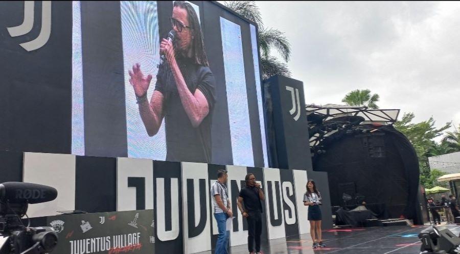 VIDEO Momen Edgar Davids di Acara Juventus Village: Jumpa Fans Hingga Pamer Skill Olah Bola
