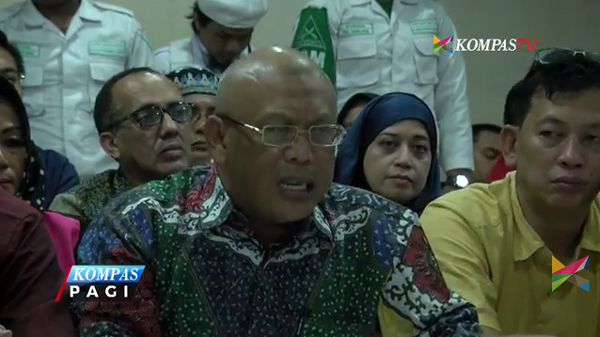eggy-sudjana-tim-pengacara-rizieq-shihab_20170602_133719.jpg