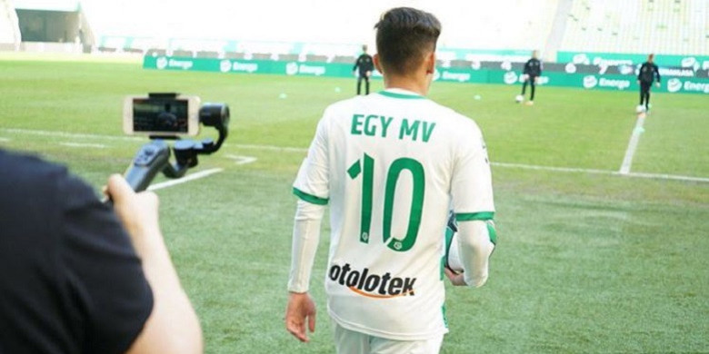 egy-maulana-vikri_20180323_074632.jpg