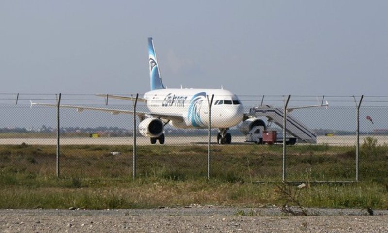 egyptair-dibajak_20160329_150018.jpg