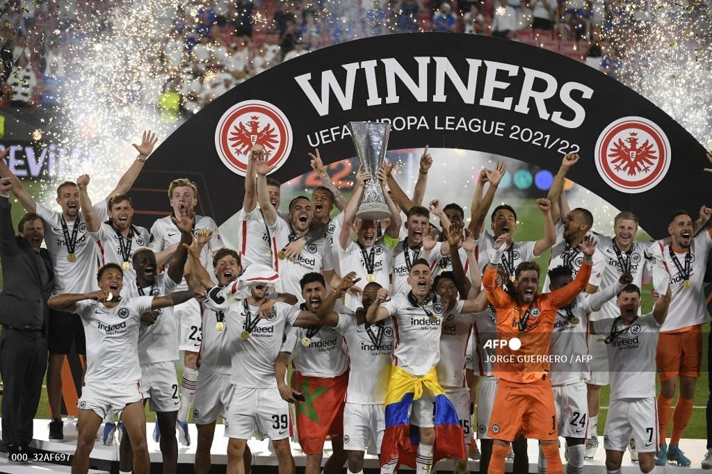 eintracht-frankfurt-juara-liga-eropa-20212022.jpg