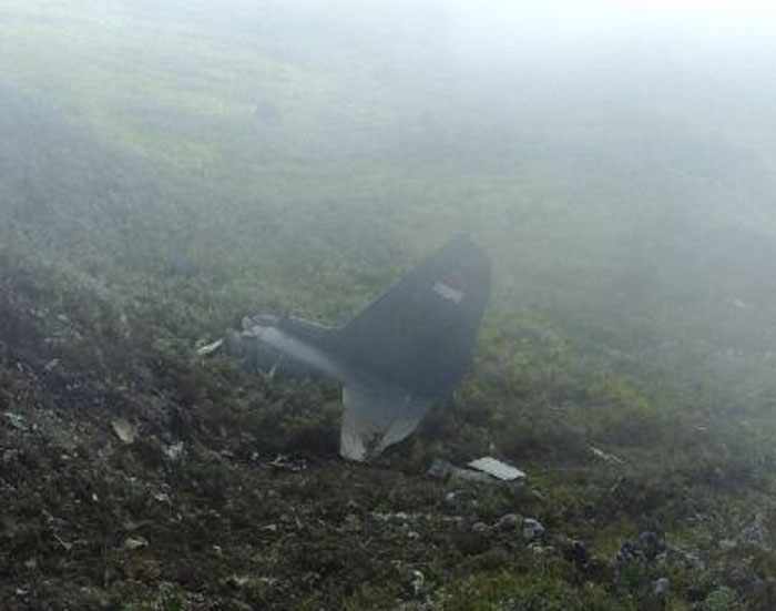ekor-pesawat-angkut-pasukan-tni-au-jenis-c-130-hs_20161218_092551.jpg