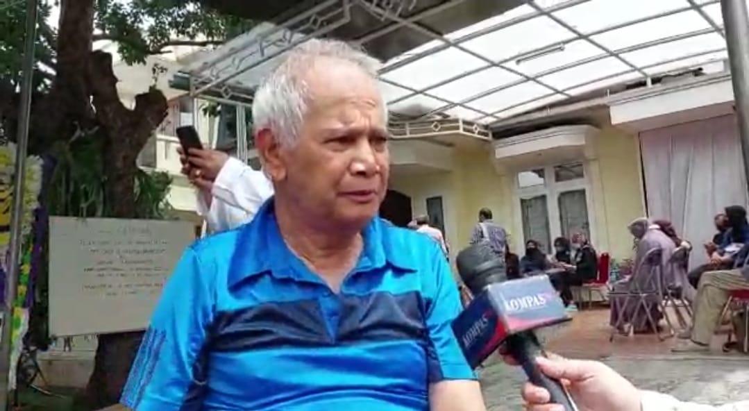 eks-pemain-dan-pelatih-timnas-indonesia-sutan-harhara.jpg