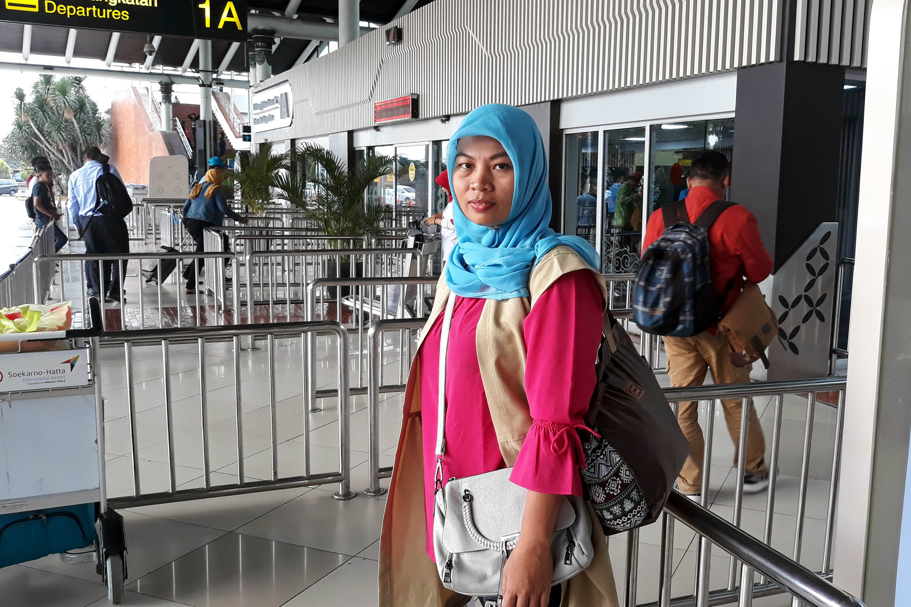 eksekusi-ditunda-jaksa-agung-baiq-nuril-pulang-kampung_20181122_201023.jpg
