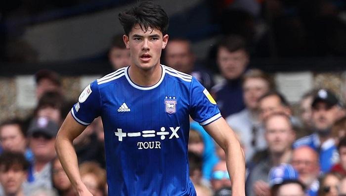 elkan-baggott-bertahan-di-ipswich-town-tak-jadi-dipinjamkan.jpg