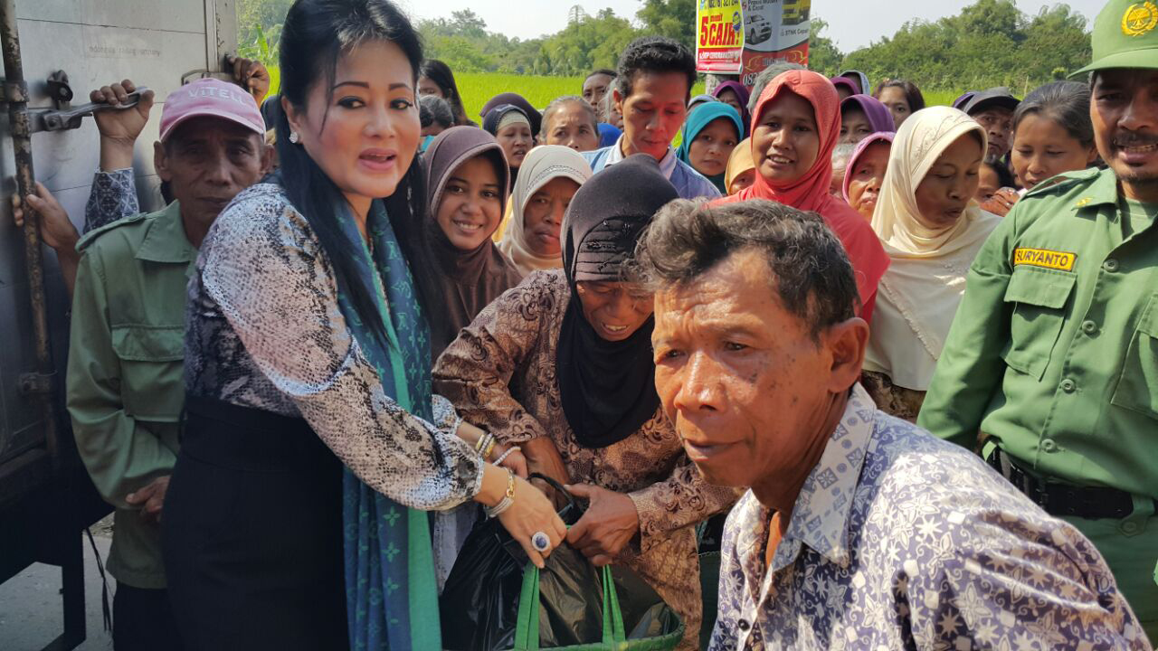 endang-srikarti-handayani_20160613_113542.jpg