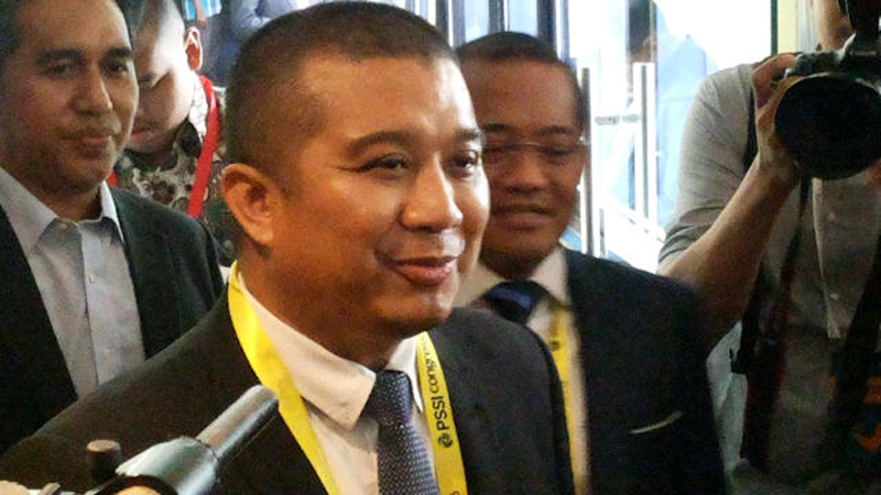 erwin-aksa-bantah-mundur-calon-ketum-pssi_20161110_170847.jpg