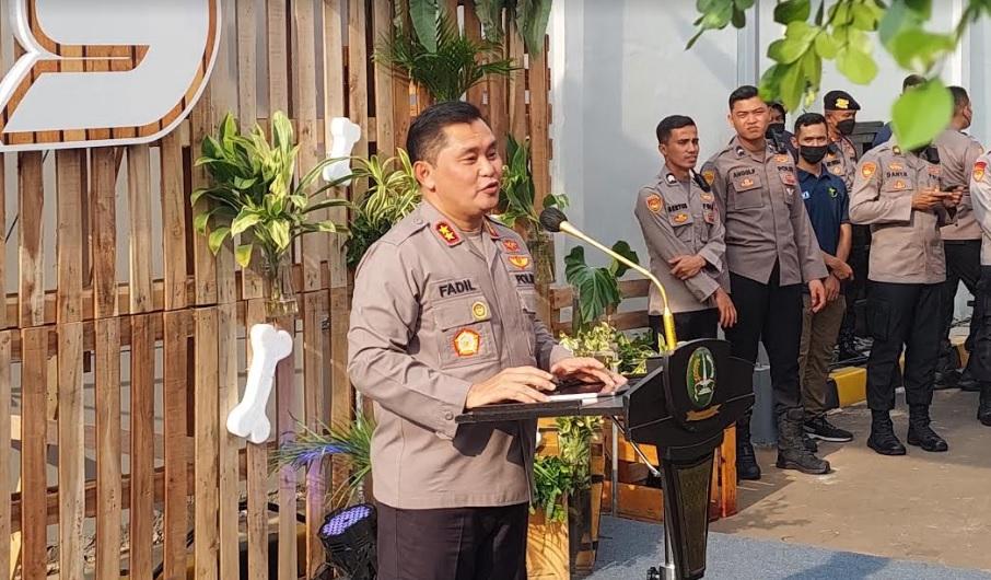 etro-jaya-irjen-pol-fadil-imran-mev.jpg