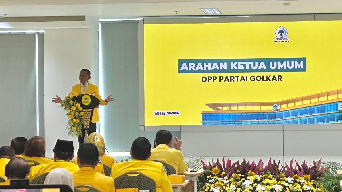 etua-Umum-Partai-Golkar-Bahlil-Lahadalia-saat-membuka-Rapimnas-432.jpg