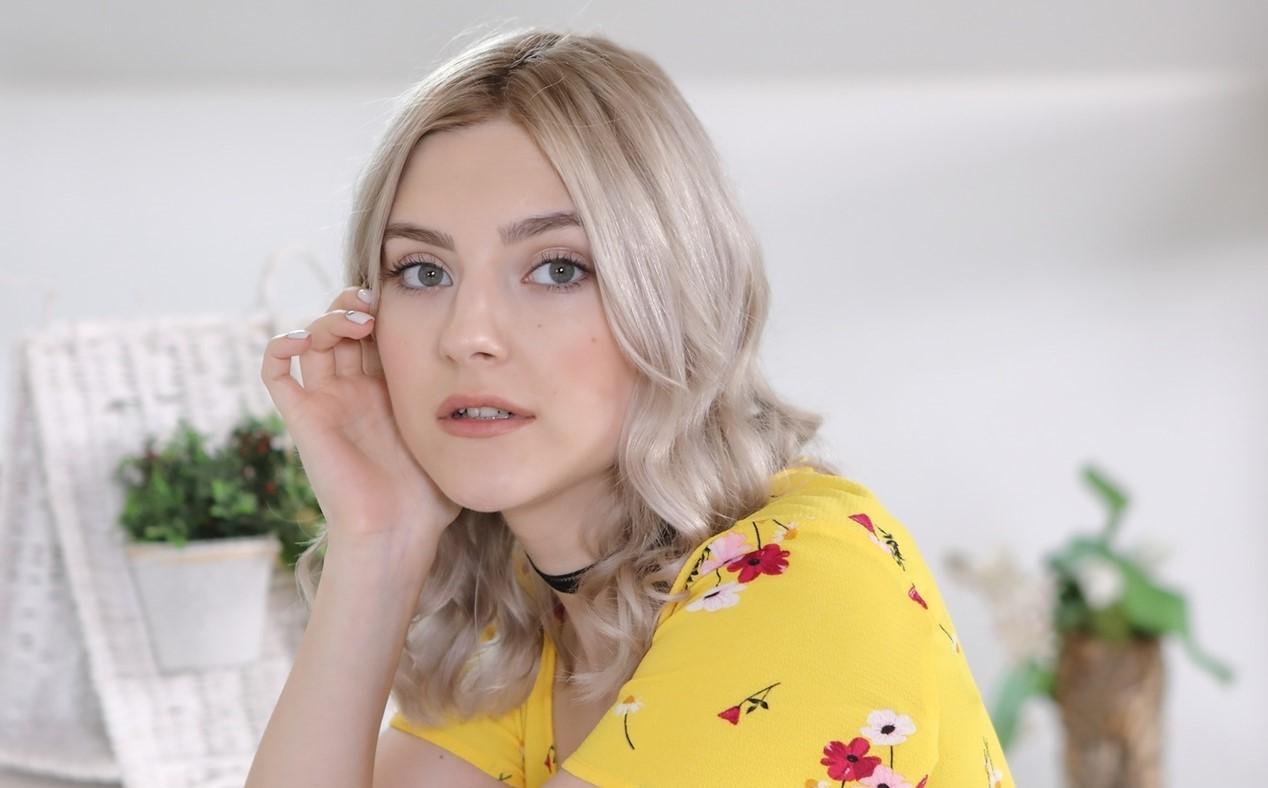 It uslubidagi eshaklarning porno fotosuratlari Qiziqarli loli qizlar ishtirokidagi porno videolar