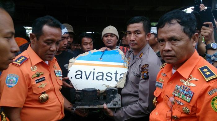 evakuasi-aviastar_20151006_154130.jpg