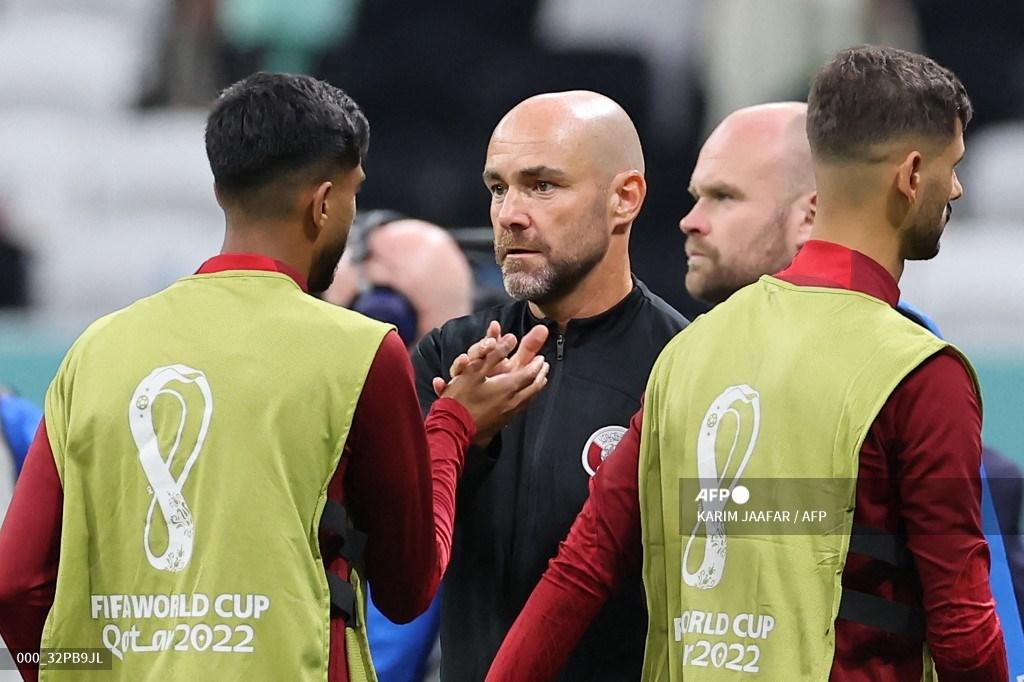felix-sanchez-tengah-berinteraksi-dengan-para-pemain-setelah-qatar.jpg