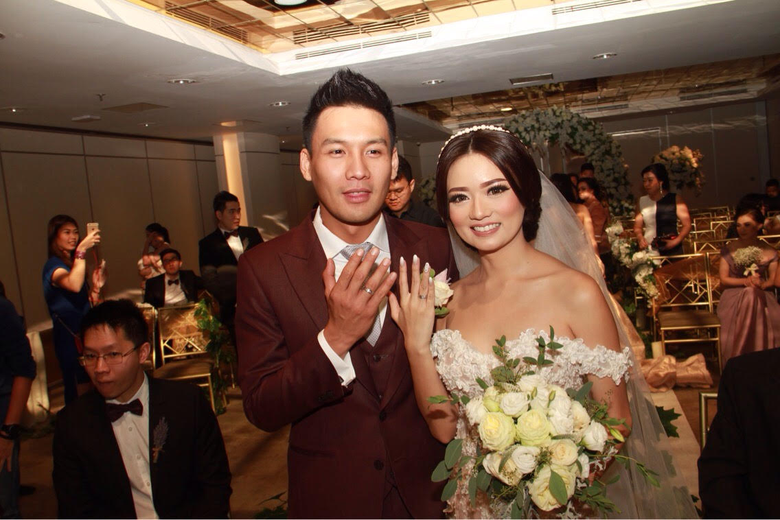 fendy-chow-dan-stella-cornelia-melaksanakan-pemberkatan_20170723_162710.jpg