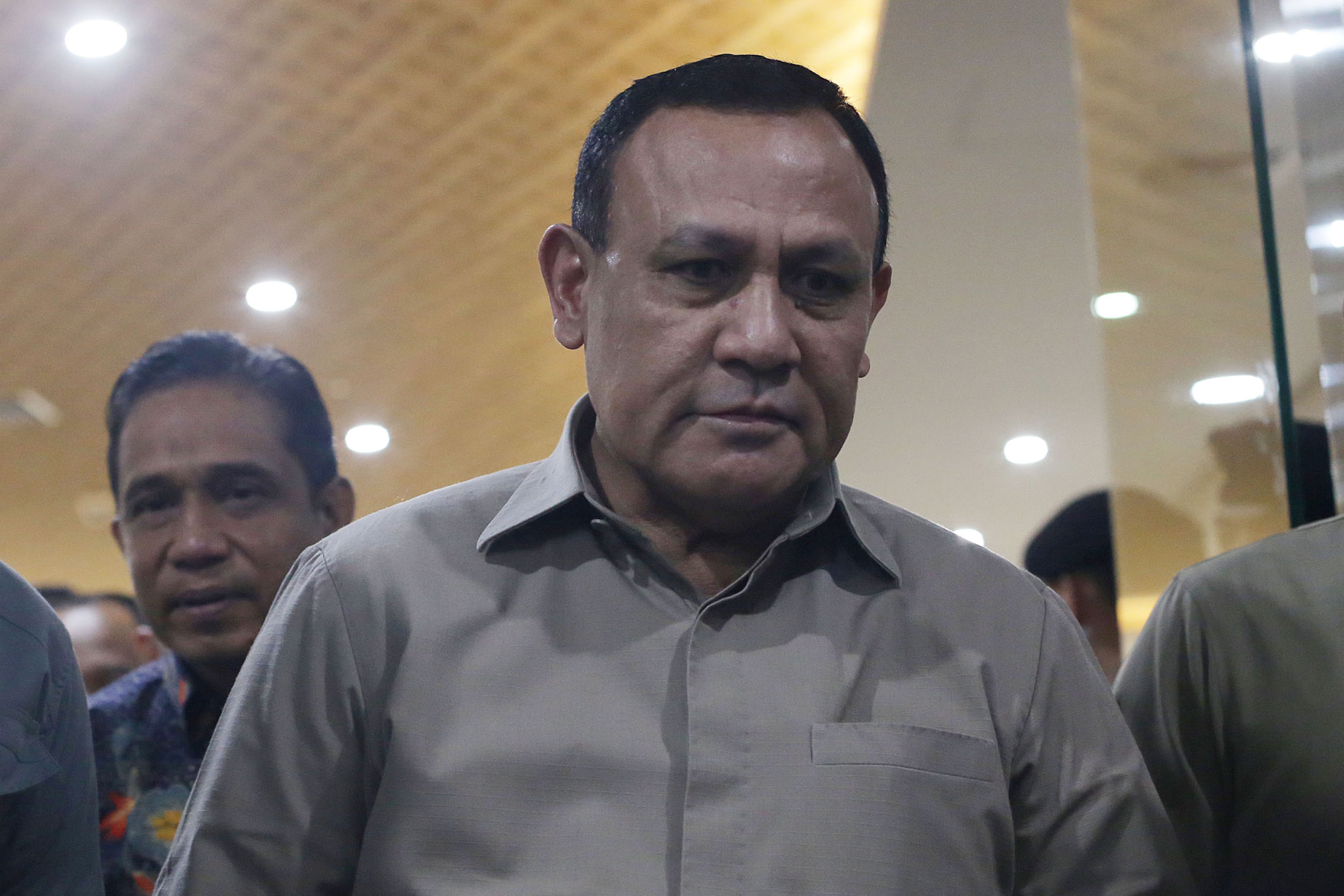 firli-bahuri-usai-menjalani-pemeriksaan-di-bareskrim-polri_20231201_212202.jpg