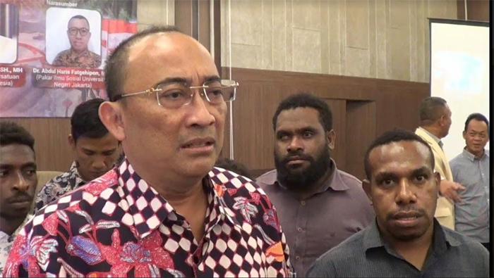 firman-wijaya-peradi.jpg