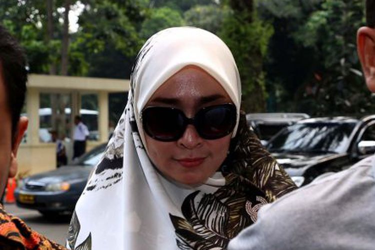 firza-husein-beserta-pengacara_20170516_144602.jpg