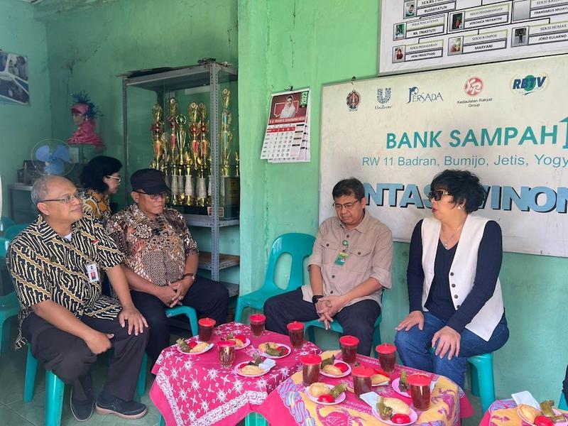 forum-bank-sampah-jogjakarta.jpg