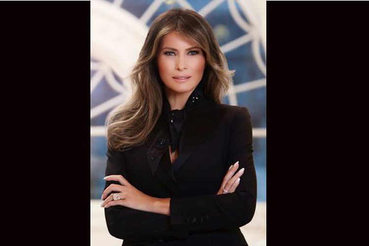 foto-resmi-ibu-negara-amerika-serikat-melania_20170404_142533.jpg