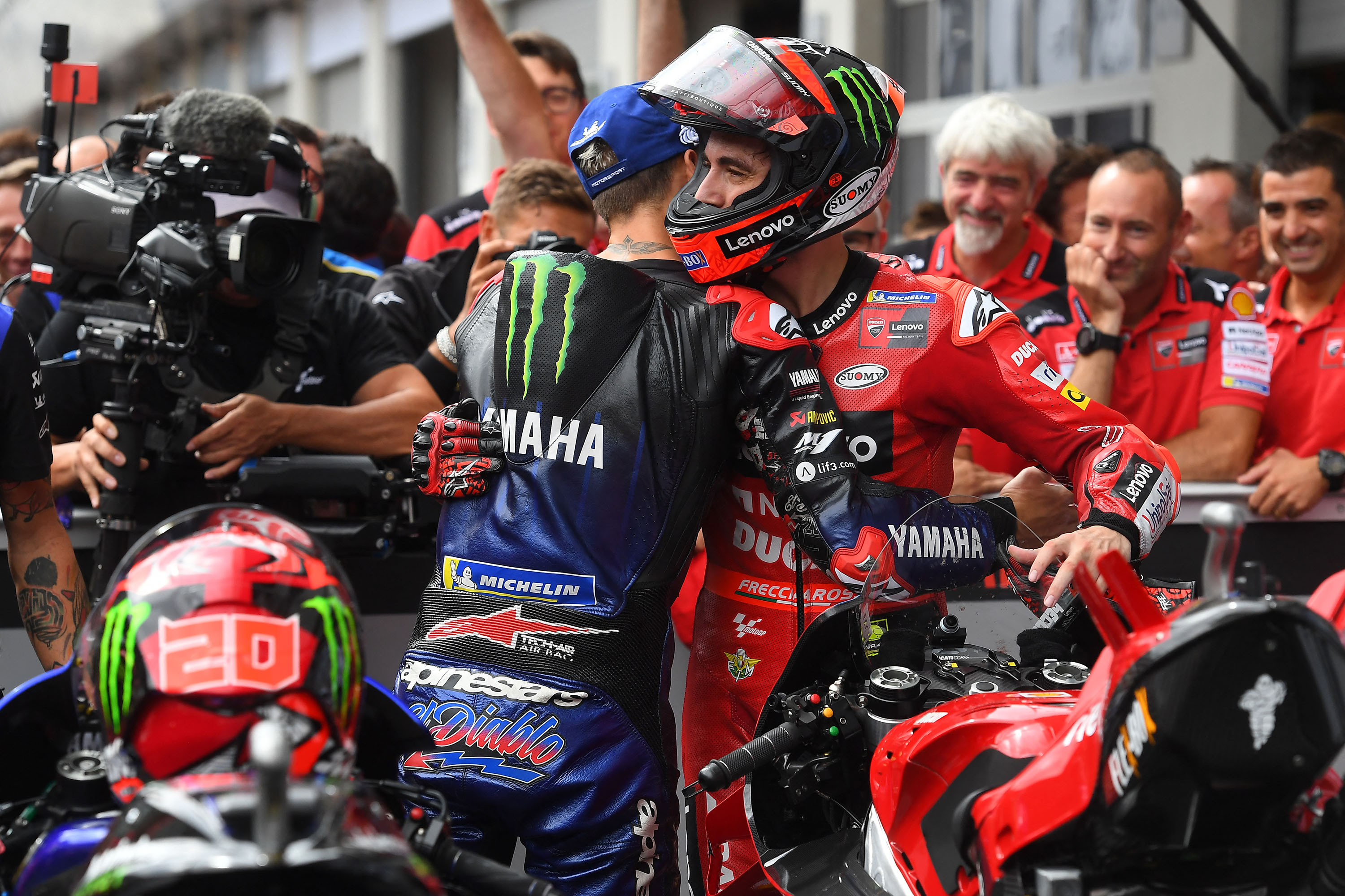 francesco-bagnaia-rebut-juara-motogp-austria_20220822_070934.jpg