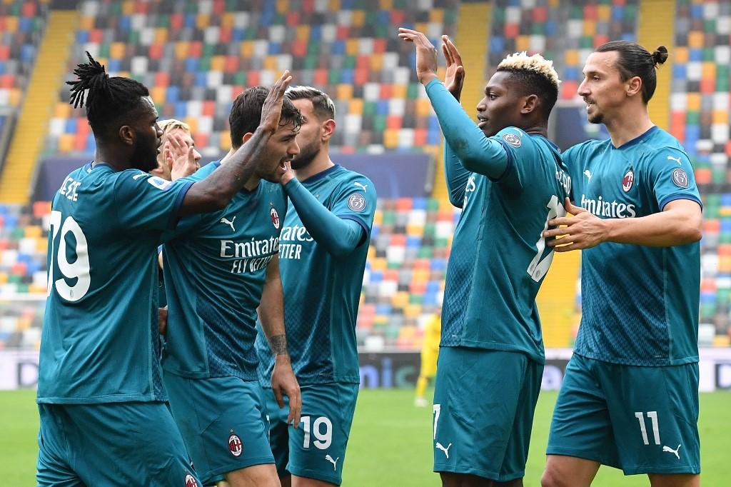 franck-kessie-merayakan-golnya-ke-gawang-udinese-kala-membela-ac-milan.jpg