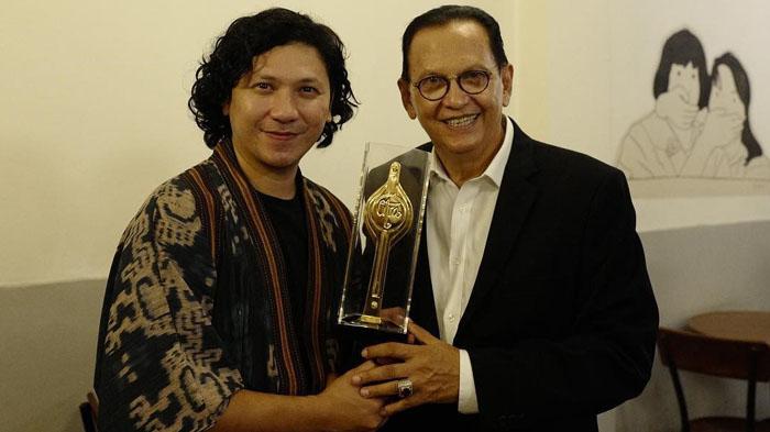 gading-marten-dan-roy-marten-di-malam-anugerah-piala-citra-ffi-2018.jpg