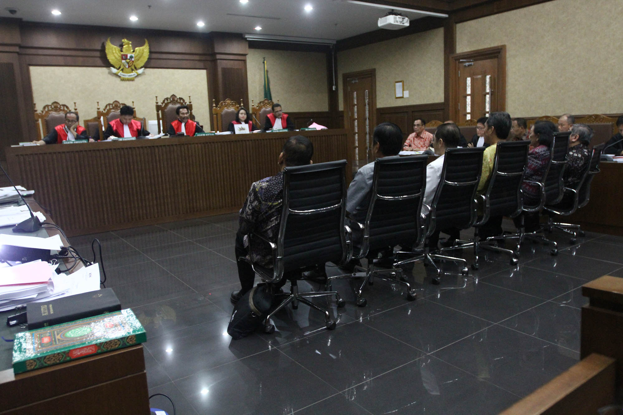 gamawan-fauzi-jadi-saksi-sidang-korupsi-ktp-elektronik_20170316_161014.jpg