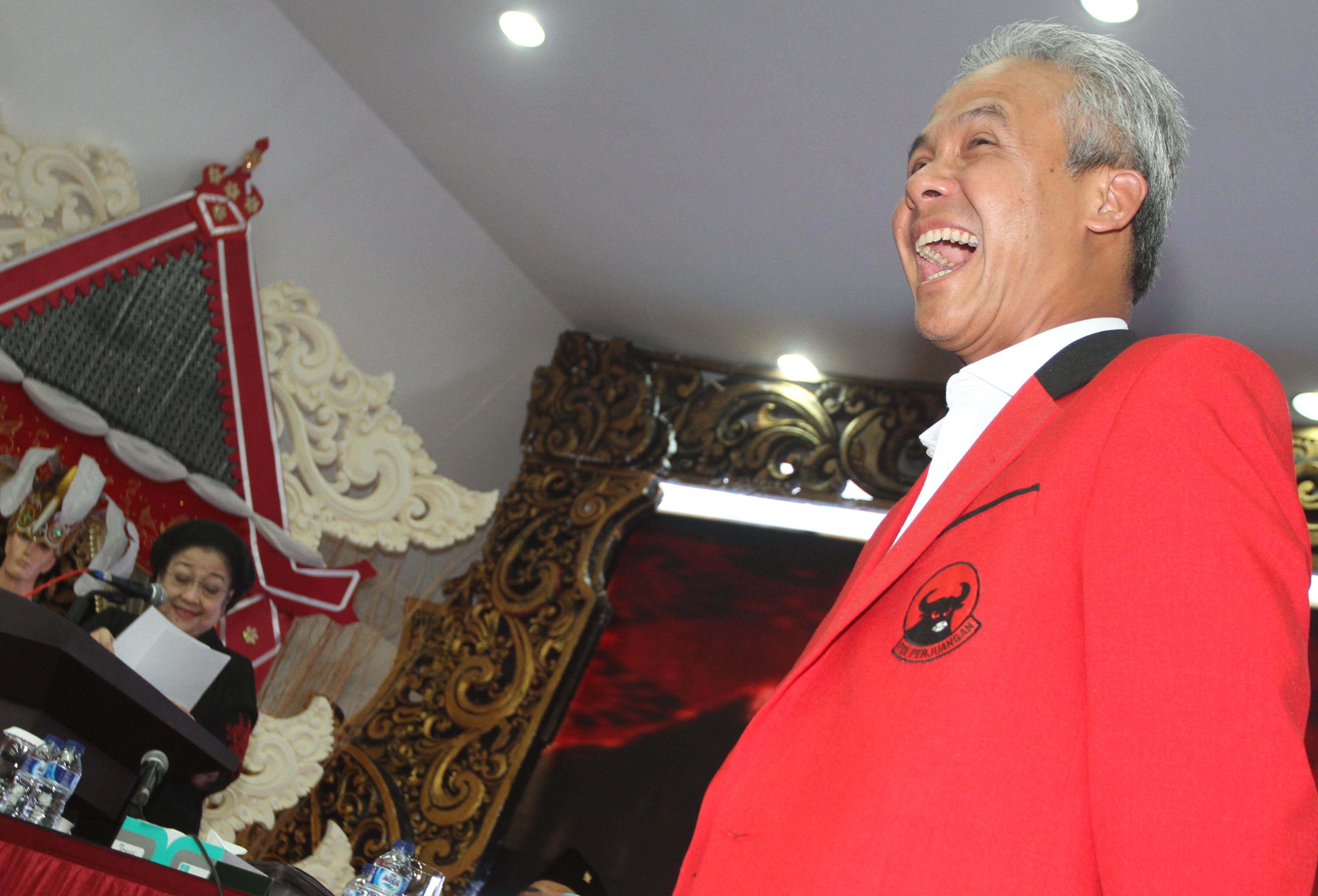 ganjar-pranowo-balon-gubernur-jatim_20180107_181741.jpg