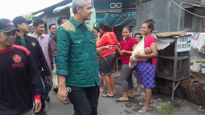 ganjar-pranowo_20160619_154203.jpg