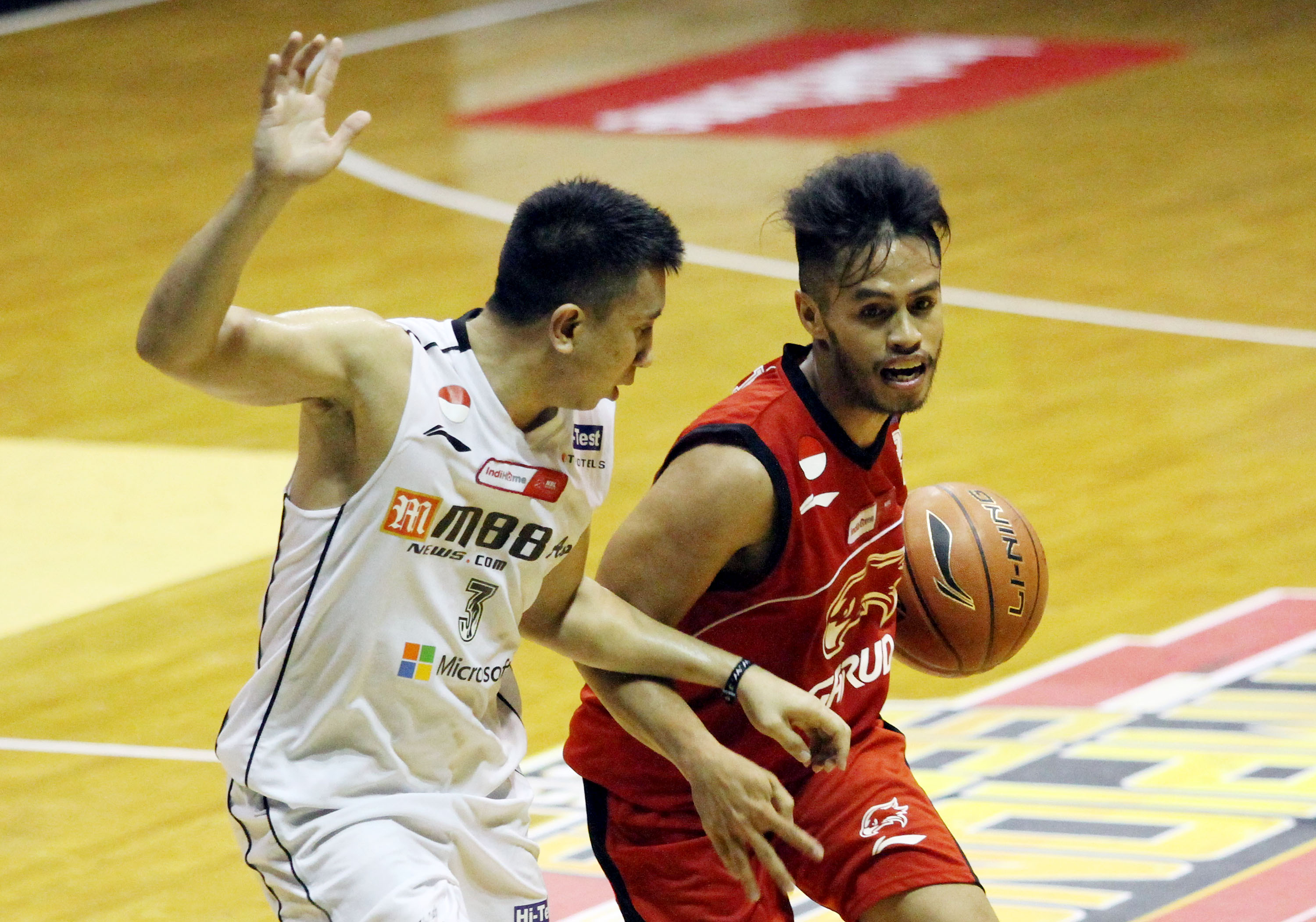 garuda-kukar-bandung-melawan-aspac-jakarta_20150506_142758.jpg