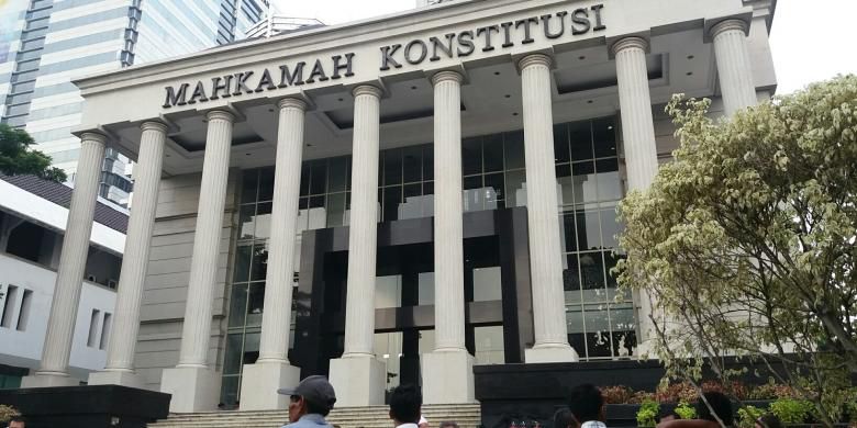 gedung-mahkamah-konstitusi-jakarta_20171128_105217.jpg