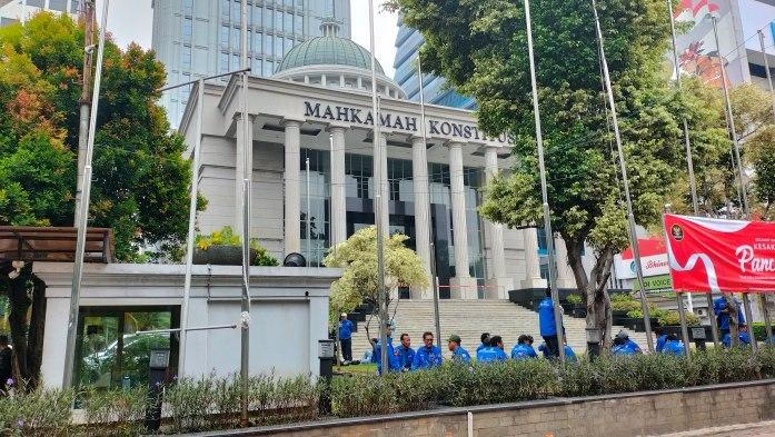 gedung-mk-jelang-putusan-uu-cipta-kerja.jpg