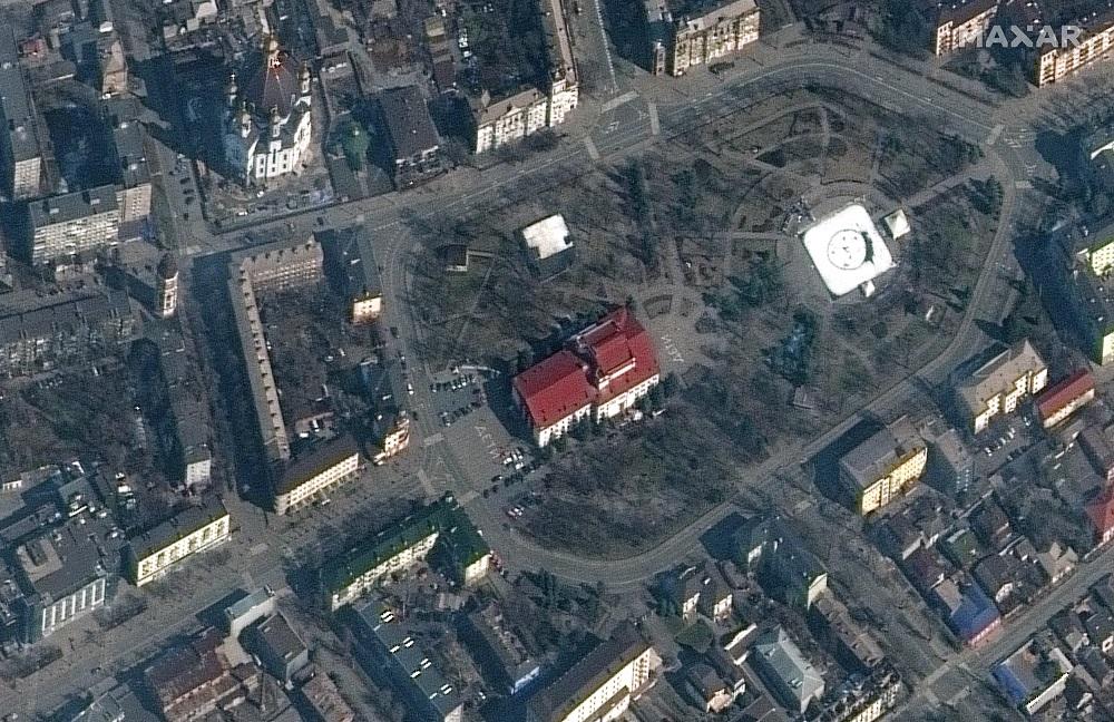 gedung-teater-drama-mariupol.jpg