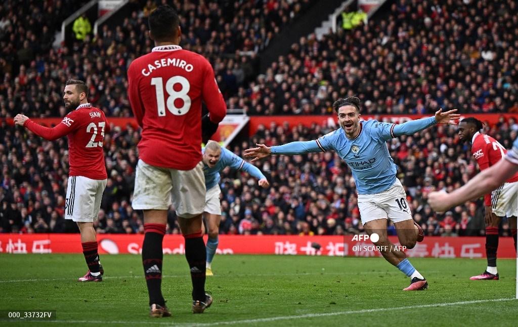 gelandang-manchester-city-jack-grealish-merayakan-gol-pembuka.jpg