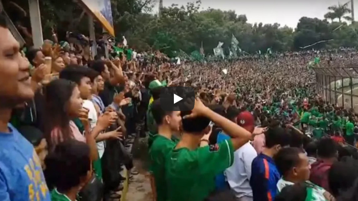 gemuruh-stadion-teladan-bikin-merinding-psms-medan-kalahkan-persija-jakarta-dengan-skor-telak_20180407_150019.jpg