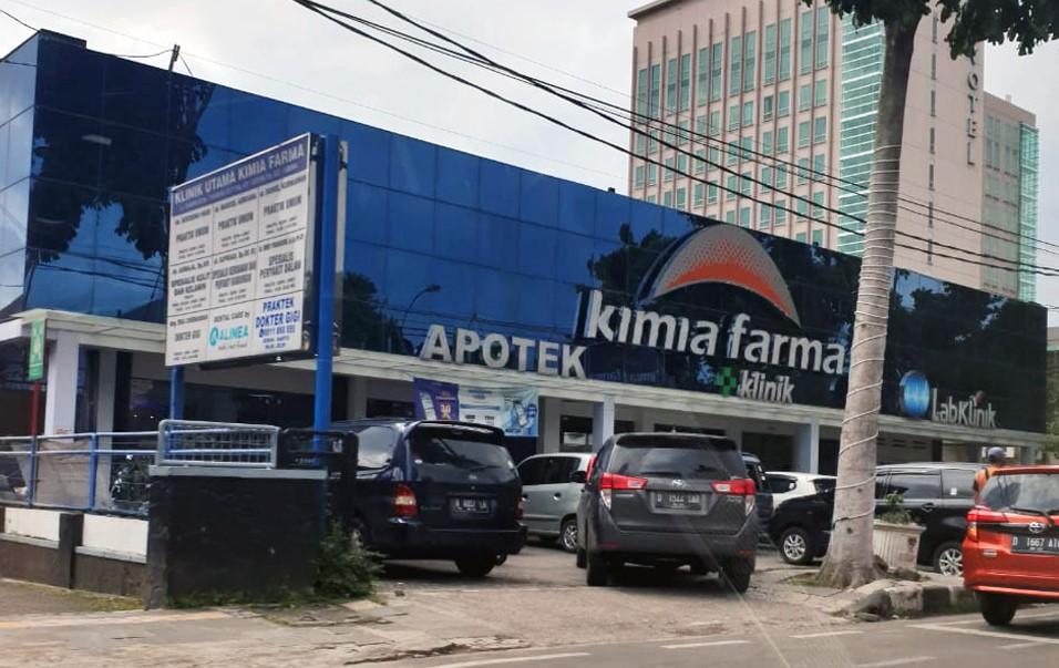 gerai-kimia-farma1.jpg