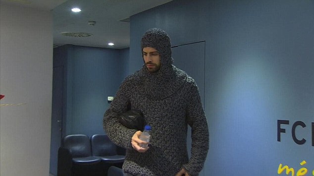 gerrard-pique-knigt_20141212_140031.jpg