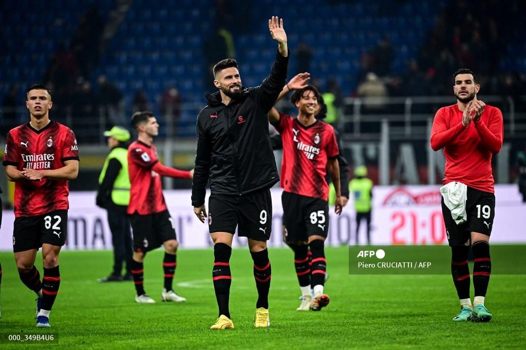 giroud-ac-milan-2.jpg