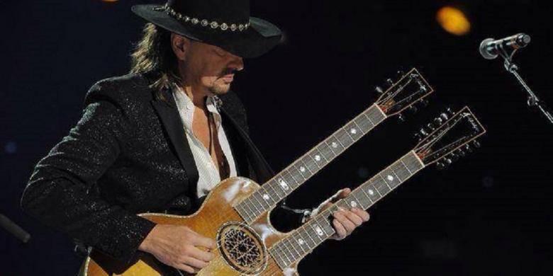 gitaris-richie-sambora_20160608_231110.jpg