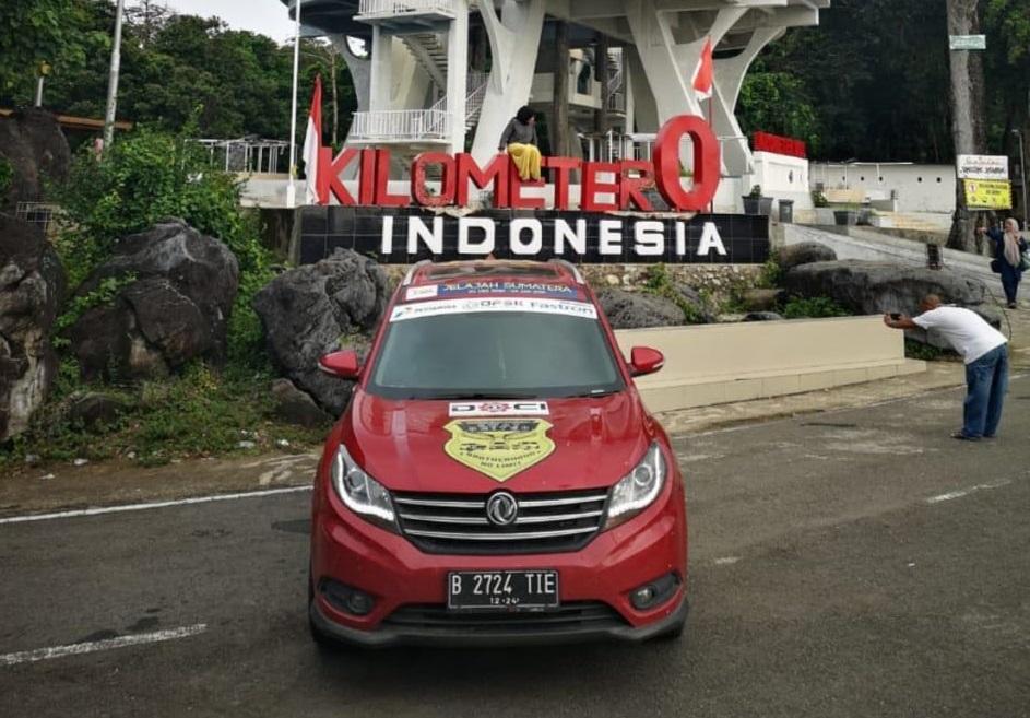 glory-560-di-tugu-nol-kilometer.jpg
