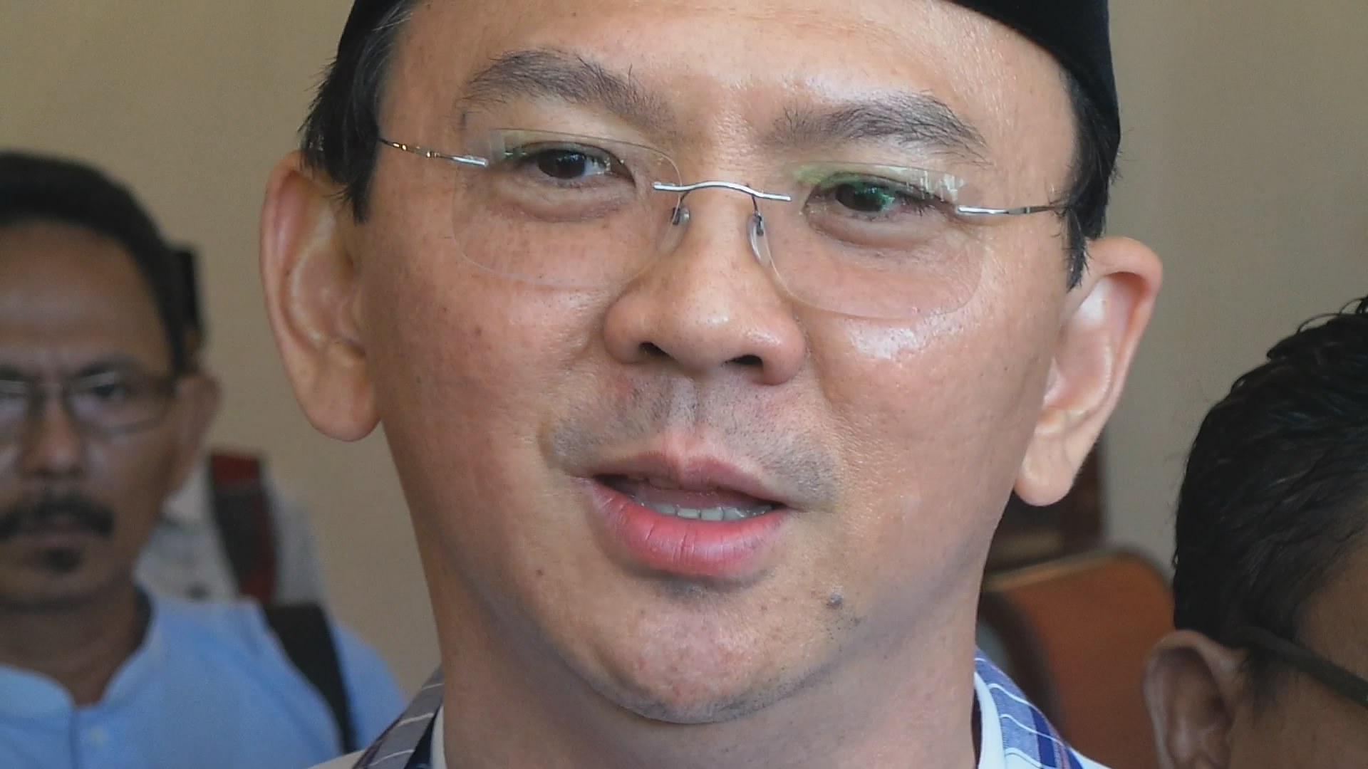 gubernur-dki-ahok-lantik-pimpinan-dewan-mesjid-indonesia-dki-jkt_20160223_151813.jpg