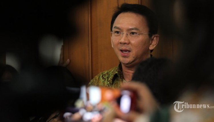 gubernur-jakarta-basuki-tjahaja-purnama_20141225_185845.jpg