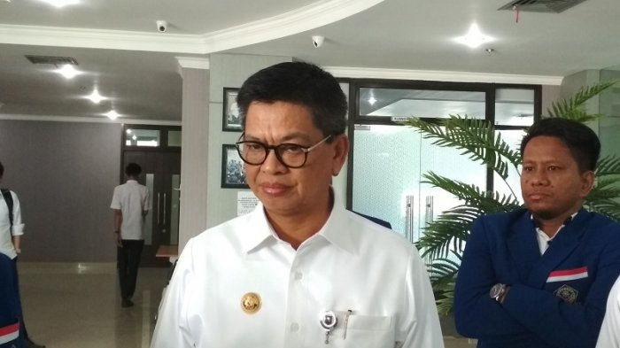 gubernur-kalimantan-utara-irianto-lambrie_20180306_072108.jpg