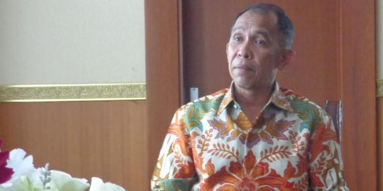 gubernur-maluku-said-assagaff_20150601_230930.jpg