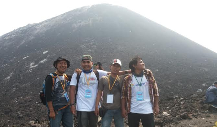 gunung-anak-krakatau_20150831_201955.jpg
