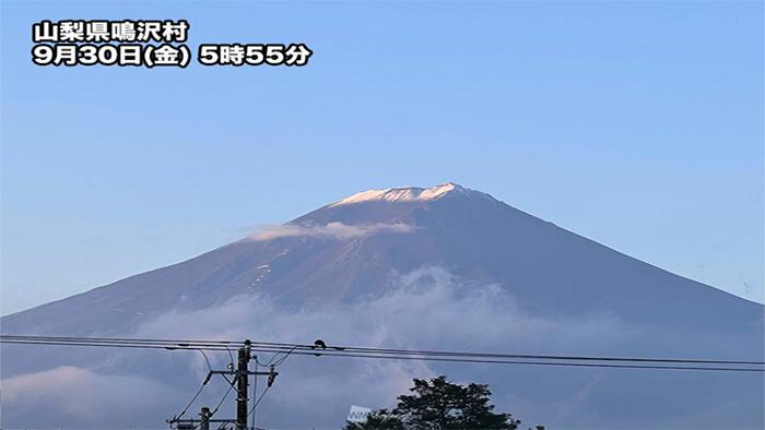 gunung-fuji-di-jepang-tertutup-salju_1.jpg