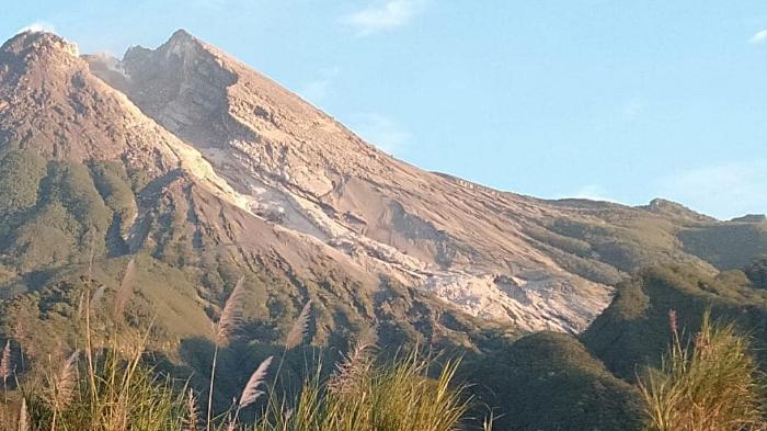 gunung-merapi_.jpg