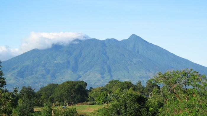 gunung-salak_20181010_213201.jpg