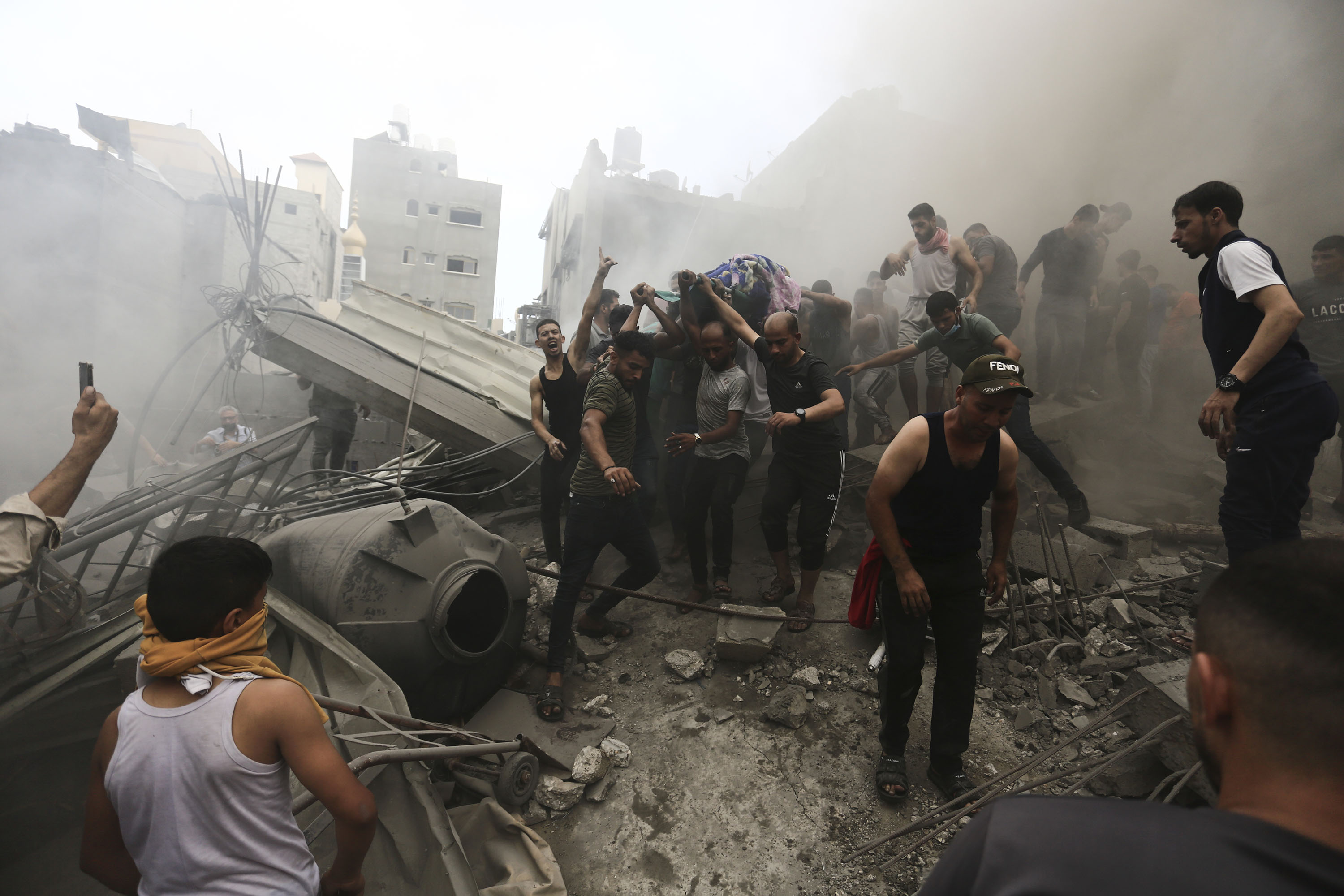 hamas-dan-israel-saling-serang-korban-terus-berjatuhan_20231010_075901.jpg