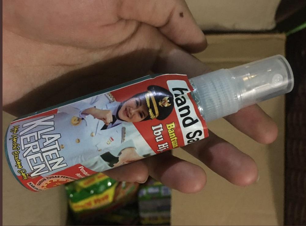 handsanitizer-berstiker-sri-mulyani.jpg