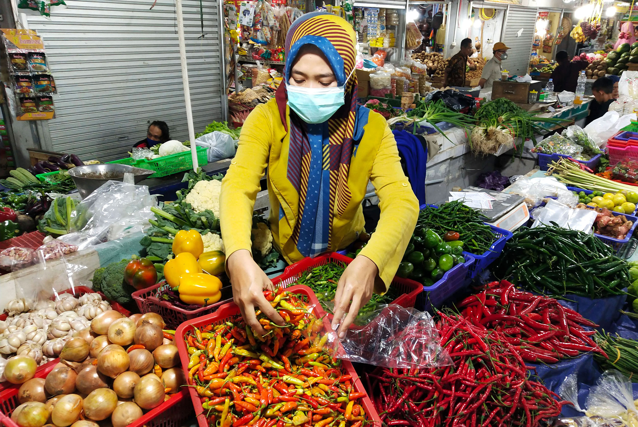 harga-cabai-rawit-domba-di-kota-bandung-tembus-rp-120000-per-kg_20210302_180144.jpg